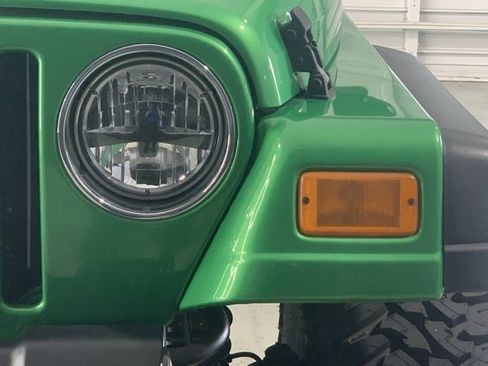 Used 2004 Jeep Wrangler X w/ Wheel Plus Group image 9