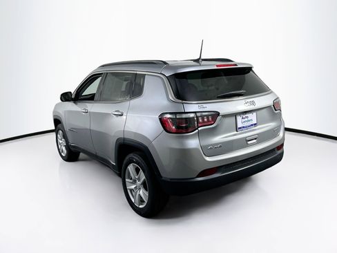 Used 2022 Jeep Compass Latitude AWD/4WD image 7