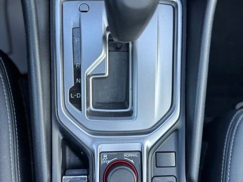 Used 2023 Subaru Forester Premium image 32