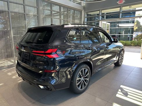 New 2026 BMW X5 xDrive50e w/ M Sport Package image 6