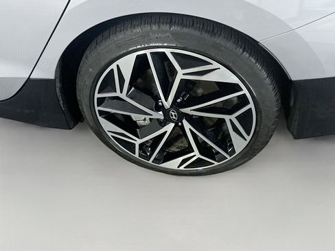 Used 2023 Hyundai Ioniq 6 SEL image 11