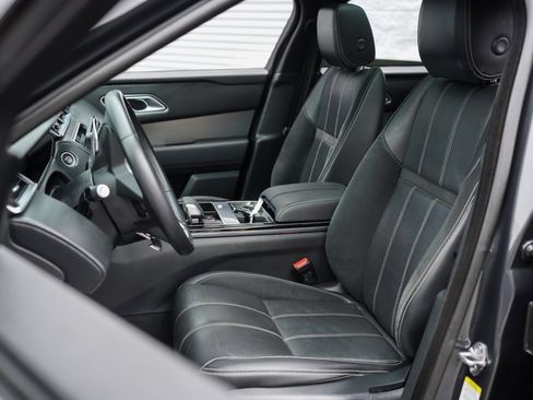 Used 2022 Land Rover Range Rover Velar R-Dynamic S image 22