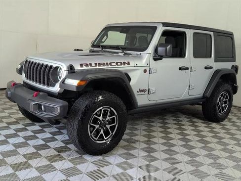 Certified 2024 Jeep Wrangler Unlimited Rubicon image 4