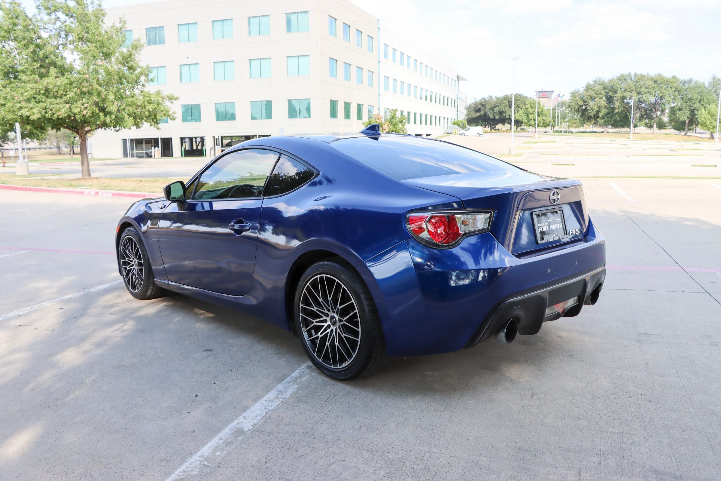 Used 2015 Scion FR-S RWD image 5