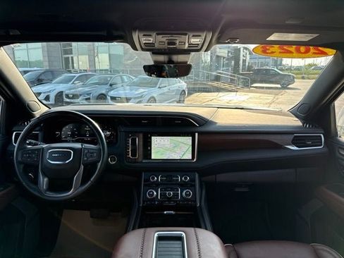 Used 2023 GMC Yukon XL Denali Ultimate AWD/4WD image 29