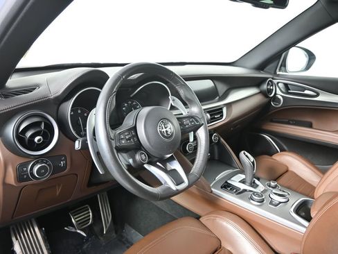 Used 2021 Alfa Romeo Stelvio Ti Sport image 23