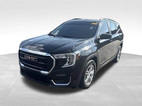 Used 2022 GMC Terrain SLE w/ Driver Convenience Package FWD image 3