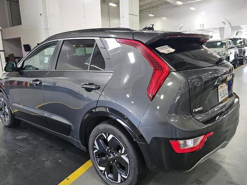 Used 2023 Kia Niro Wind FWD image 4