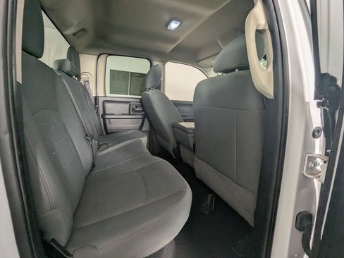 Used 2017 RAM 1500 Express image 30