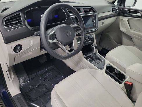 Used 2023 Volkswagen Tiguan SE FWD image 20