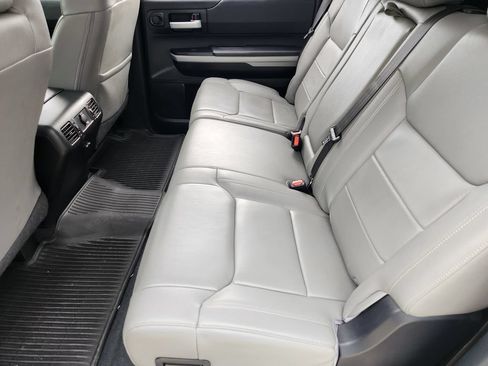 Used 2020 Toyota Tundra SR5 w/ SR5 Leather Package RWD image 31