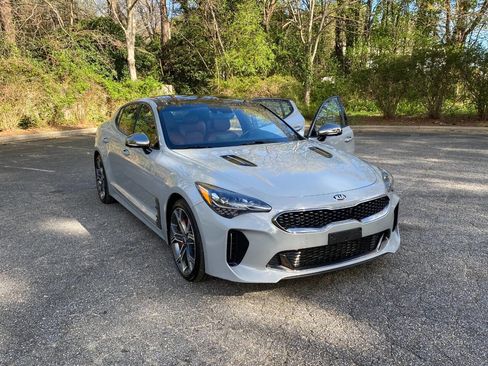 Used 2020 Kia Stinger GT2 image 57