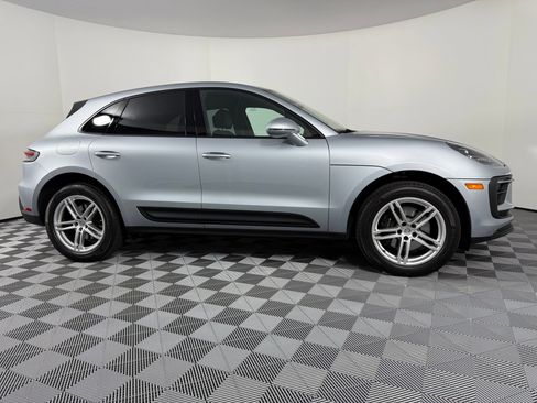 New 2025 Porsche Macan image 8