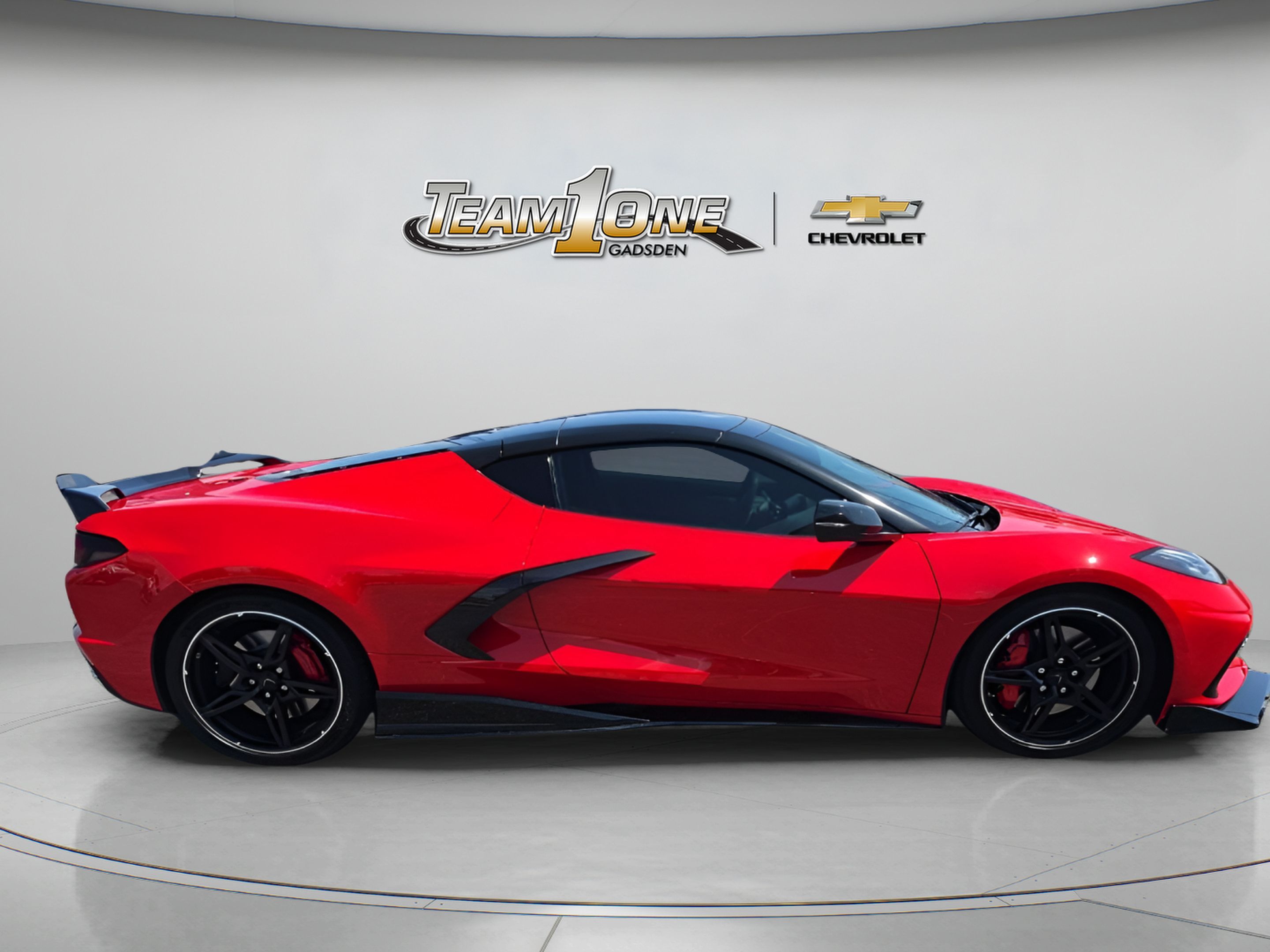 Used 2023 Chevrolet Corvette Stingray Preferred Cpe w/ Z51 Performance Package RWD image 9