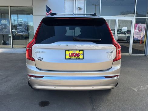 Used 2023 Volvo XC90 B6 Plus w/ Protection Package image 6