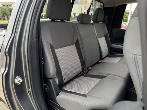 Used 2017 Toyota Tundra SR5 w/ SR5 Upgrade Package RWD image 30