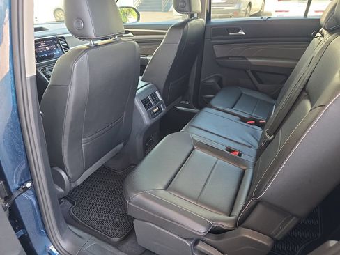 Used 2022 Volkswagen Atlas SE w/ Black Wheel Package AWD/4WD image 29