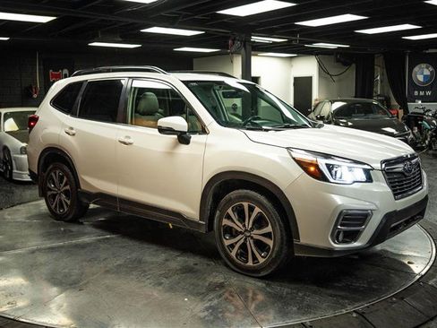 Used 2020 Subaru Forester Limited w/ Popular Package #3 AWD/4WD image 5