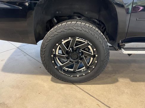 Used 2015 Chevrolet Suburban LTZ AWD/4WD image 48