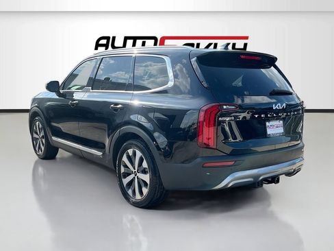 Used 2022 Kia Telluride EX w/ EX Premium Package FWD image 5