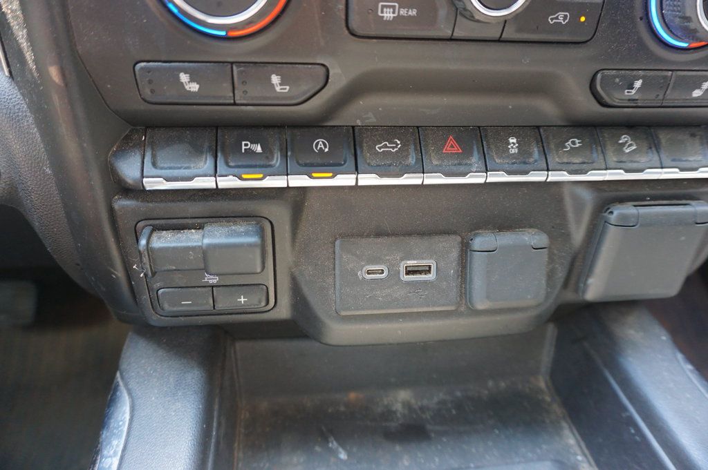 Used 2020 Chevrolet Silverado 1500 RST AWD/4WD image 13