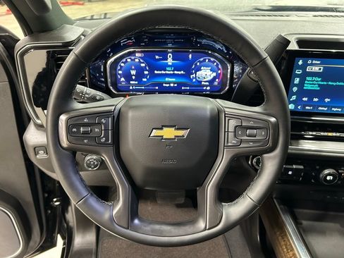 Used 2025 Chevrolet Silverado 2500 High Country w/ Z71 Off-Road Package AWD/4WD image 16
