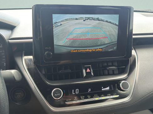 Used 2025 Toyota Corolla Cross AWD Hybrid image 25