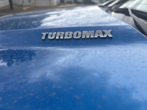 Used 2025 Chevrolet Silverado 1500 Custom w/ LPO, Dark Essentials Package image 5