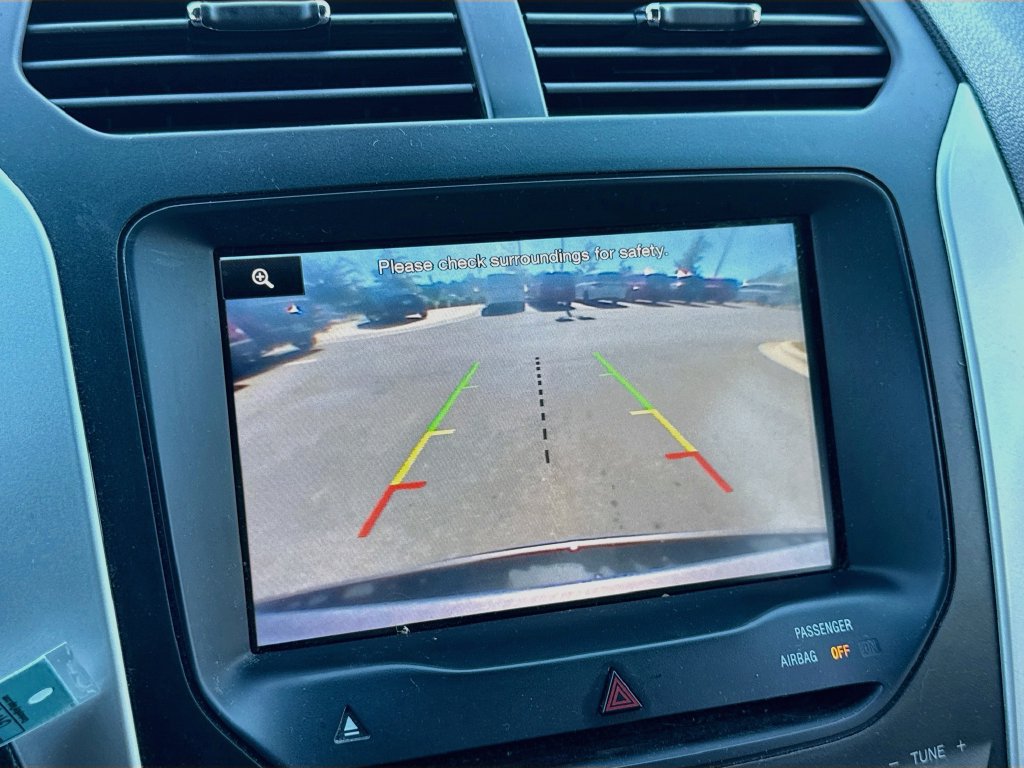 Used 2013 Ford Explorer XLT FWD image 21