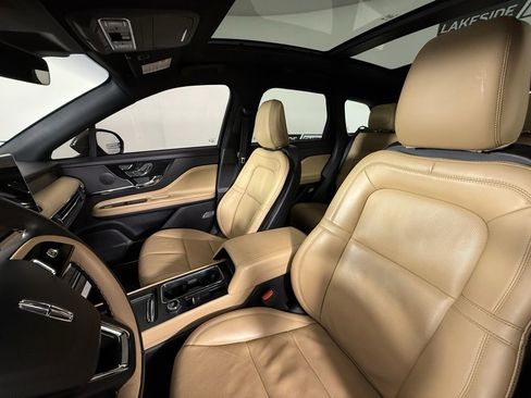 Used 2023 Lincoln Corsair Reserve w/ Equipment Group 201A image 28