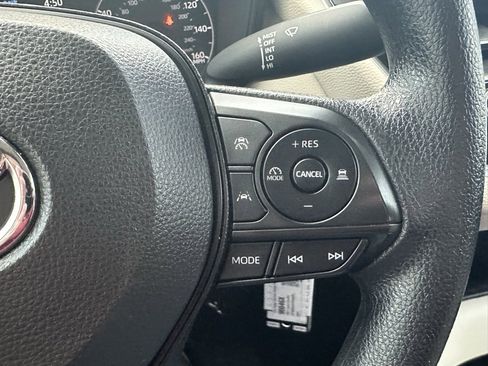 Used 2023 Toyota Corolla LE image 20