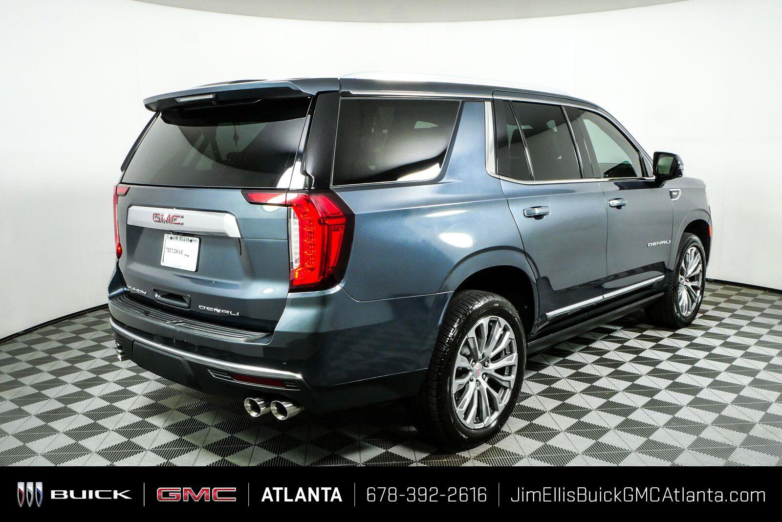 Used 2021 GMC Yukon Denali w/ Denali Ultimate Package RWD image 3