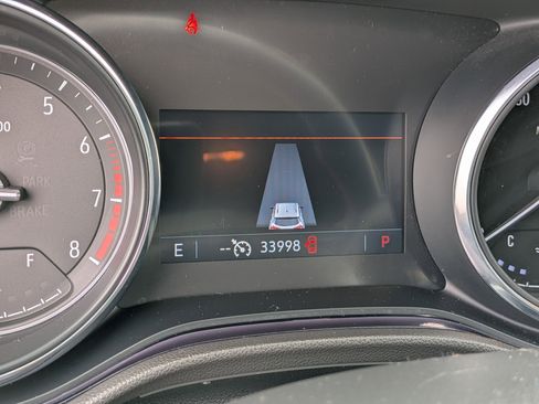 Certified 2022 Buick Encore GX Preferred FWD image 11