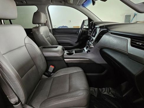 Used 2015 Chevrolet Suburban LT AWD/4WD image 15