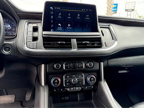 Used 2024 Chevrolet Tahoe LT image 13