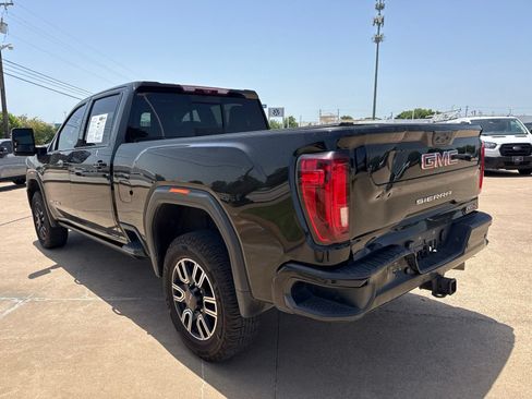 Used 2023 GMC Sierra 2500 AT4 w/ AT4 Premium Plus Package AWD/4WD image 5
