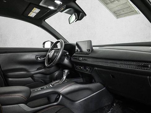 Used 2024 Honda HR-V Sport image 22