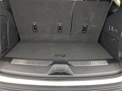 Used 2025 Chevrolet Tahoe High Country w/ Sun And Tow Package image 32