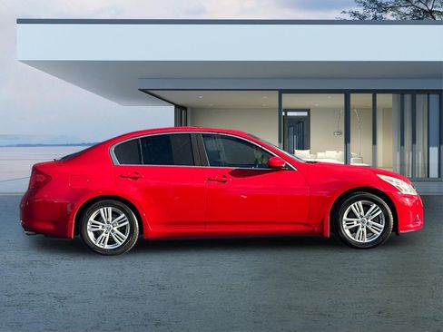 Used 2013 INFINITI G37 Journey w/ Premium Pkg image 3