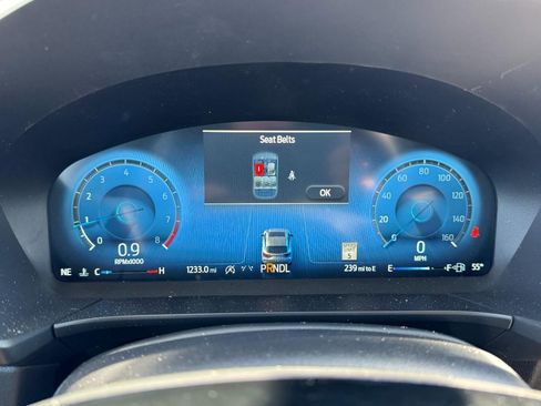 Used 2026 Ford Escape Platinum w/ Premium Technology Package AWD/4WD image 24