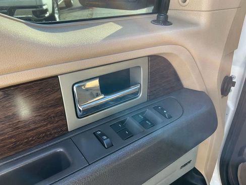 Used 2013 Ford F150 Lariat w/ Luxury Equipment Group image 16