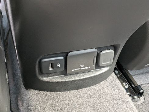 Used 2021 Chevrolet Malibu Premier FWD image 15