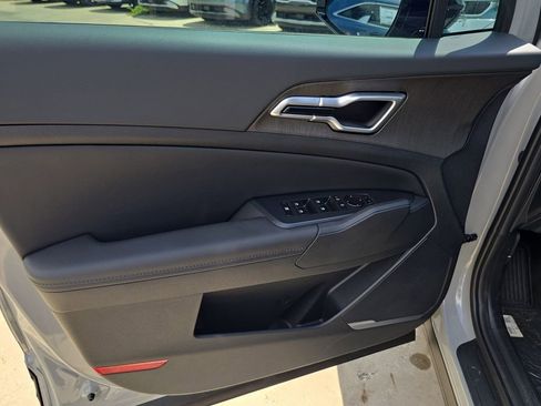 New 2026 Kia Sportage X-Line AWD/4WD image 17