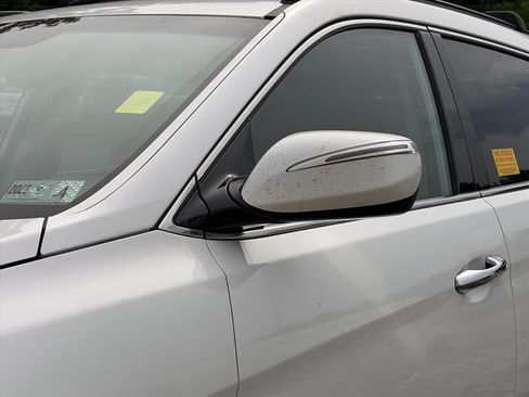 Used 2018 Hyundai Santa Fe Sport w/ 2.4L Value Package 02 AWD/4WD image 6