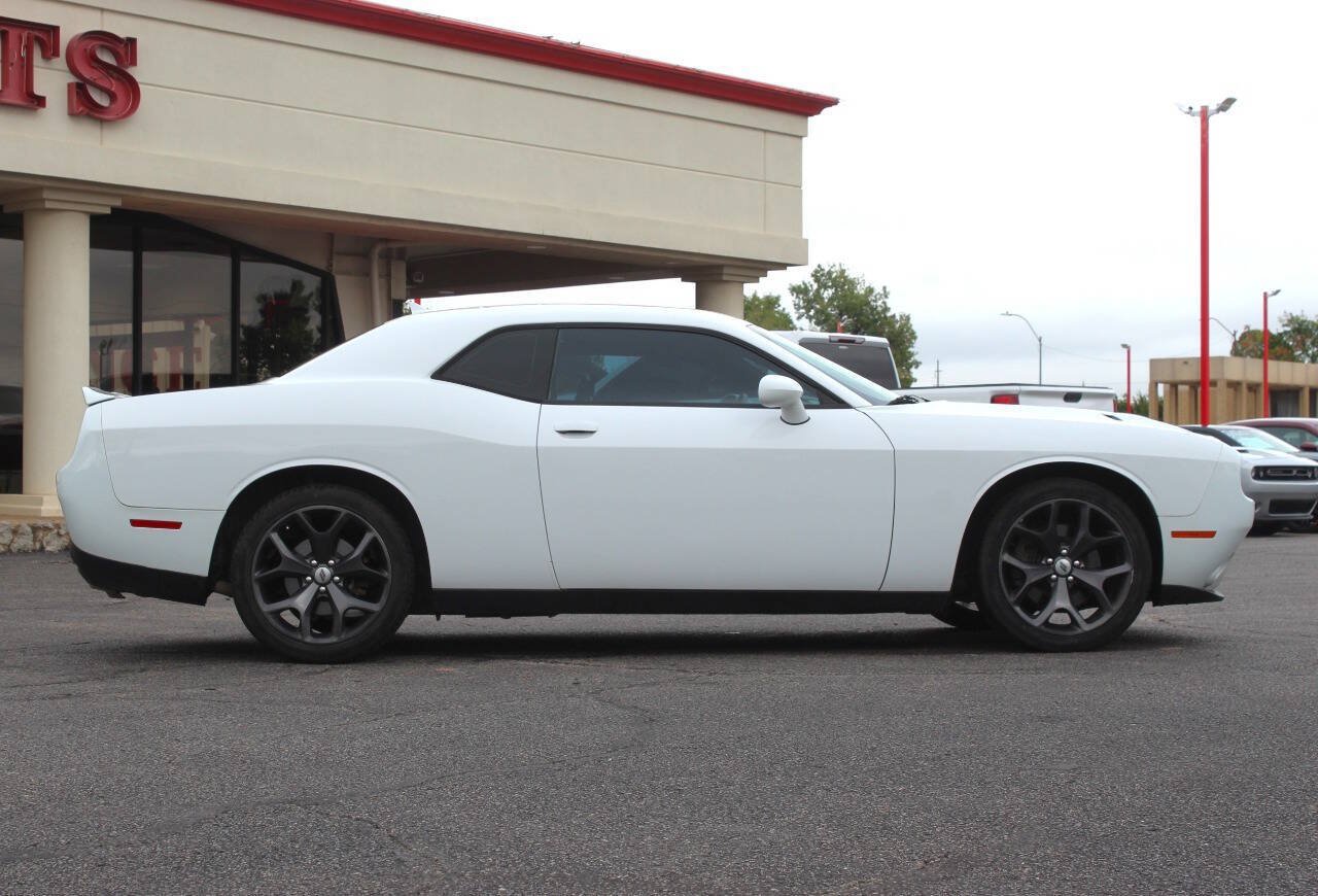 Used 2018 Dodge Challenger SXT Plus RWD image 3