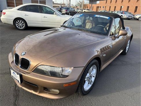 Used 2001 BMW Z3 2.5i image 1