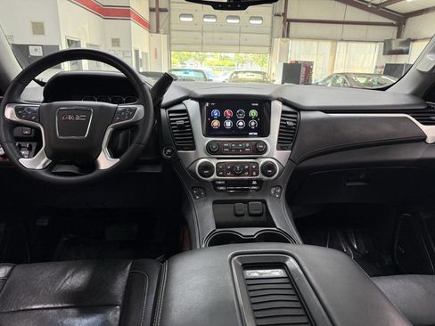 Used 2016 GMC Yukon SLT w/ Premium Edition image 21