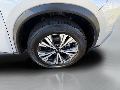 Used 2023 Nissan Rogue SV AWD/4WD image 26