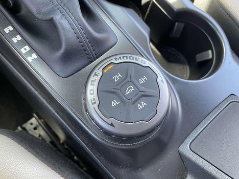 Used 2023 Ford Bronco Wildtrak image 25