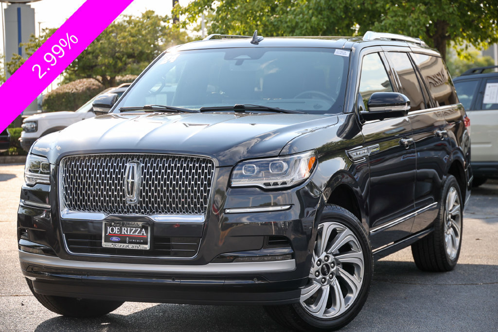 Certified 2024 Lincoln Navigator Reserve AWD/4WD image 30
